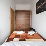 11Th Floor Praga View Apartment